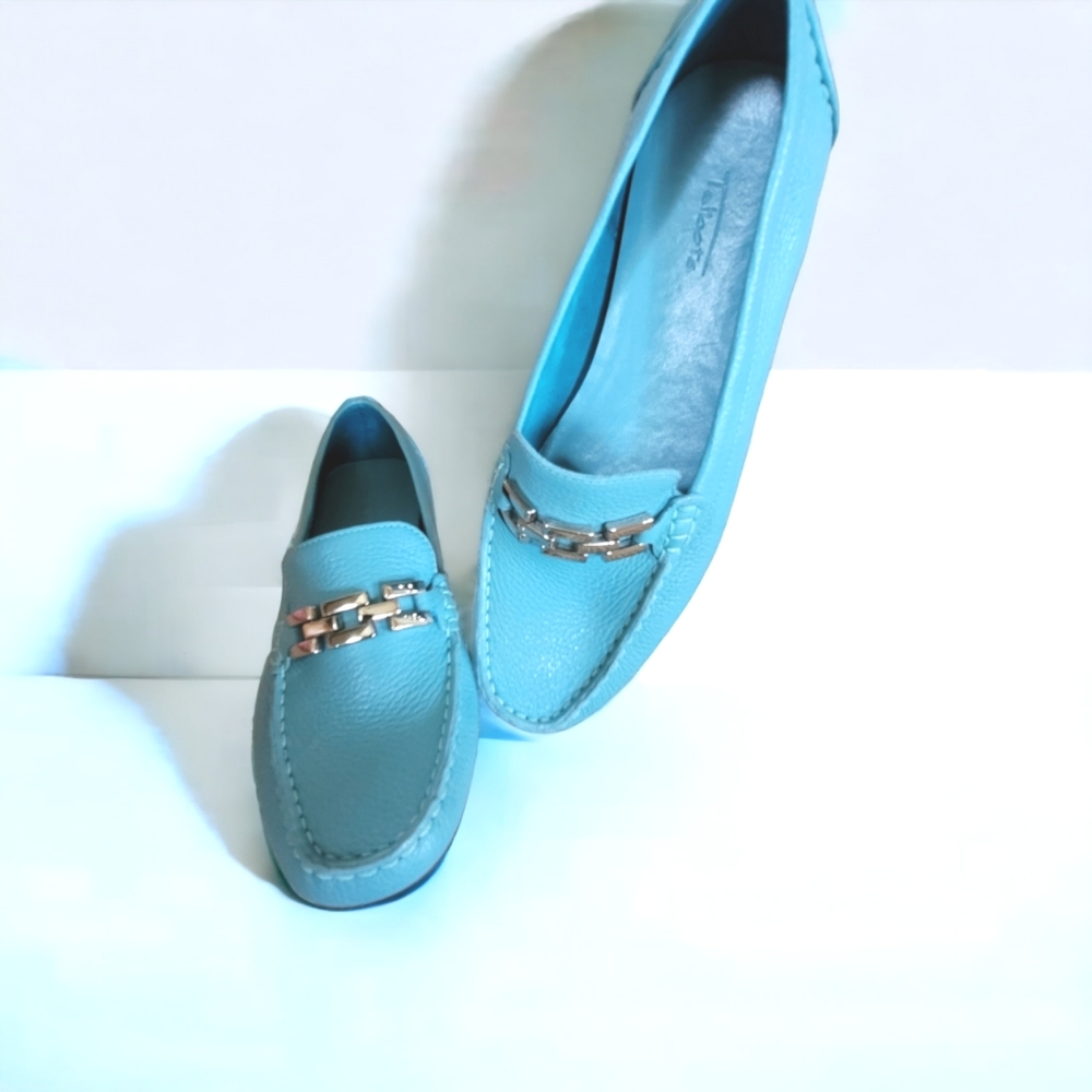 Talbots Pebbled Leather Moccasins Loafers Size 6.5